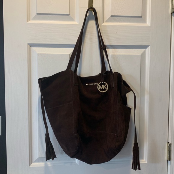 Micheal Kors chocolate brown suede shoulder bag - Picture 6 of 7